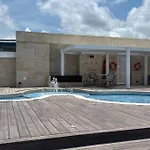 Penthouse Con Hermosa Vista Al Mar